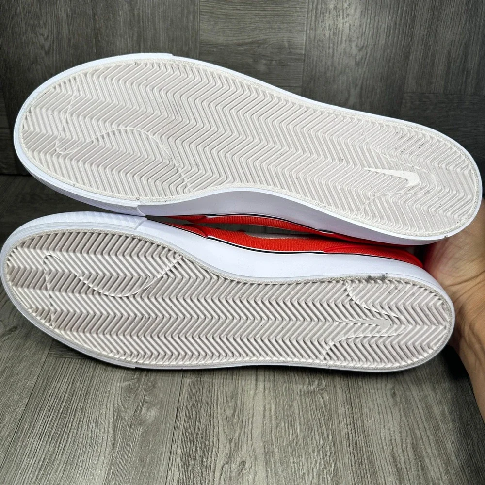 Nike SB Stefan Janoski Mens 11 Red Canvas Skateboarding Sneakers NEW HQ1655-600